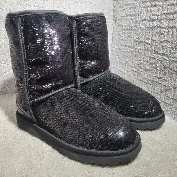 UGG Classic Short Cosmos Sequin Women's Size 7 US Black Gunmetal Shearling Boots