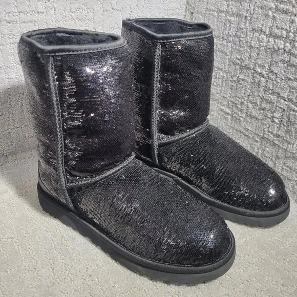 UGG Classic Short Cosmos Sequin Women's Size 7 US Black Gunmetal Shearling Boots