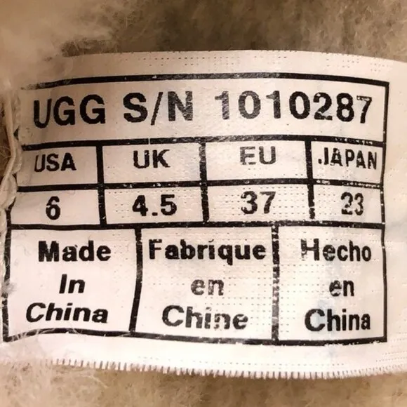 UGG Classic Short Flora Perforated Winter Boots 6
