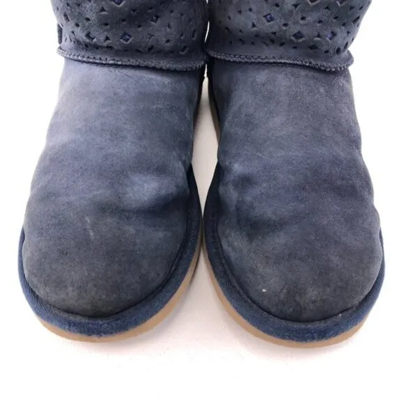 UGG Classic Short Flora Perforated Winter Boots 6