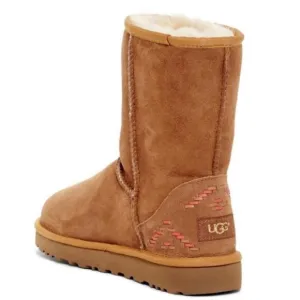 UGG Classic Short Rustic Weave Brown Boots women’s shoe size 6