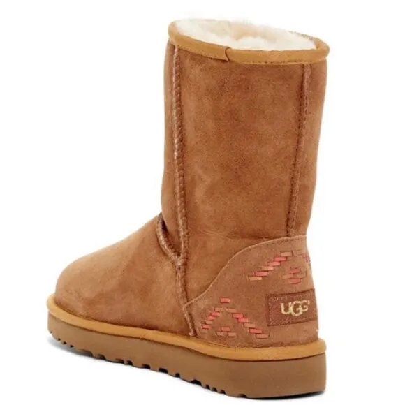 UGG Classic Short Rustic Weave Brown Boots women’s shoe size 6