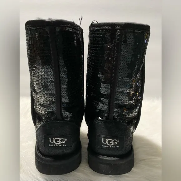 UGG Classic Short Sequin