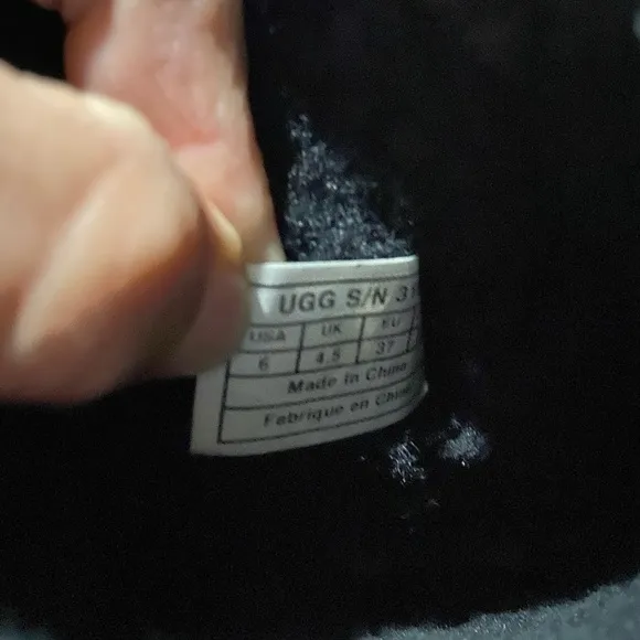 UGG Classic Short Sequin