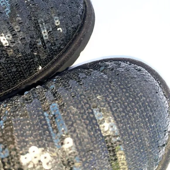 UGG  Classic Short  Sequined Sparkles Kids  Boots Size 4