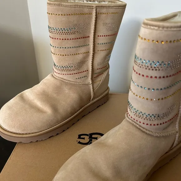 UGG Classic Short Serape bling Boots *New in Box*£