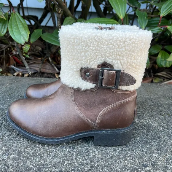UGG Elings Boots Waterproof Leather Shearling Lined in El Cap Size 6.5