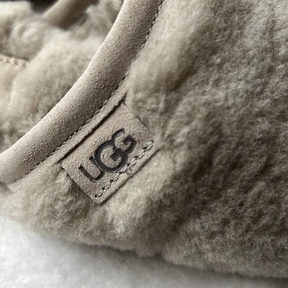 UGG Flufette Slipper in Goat