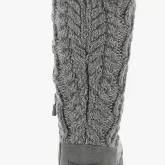 UGG Kids Girls Classic Cabled Knit Grey Sweater Boots Tall/Short Youth 1