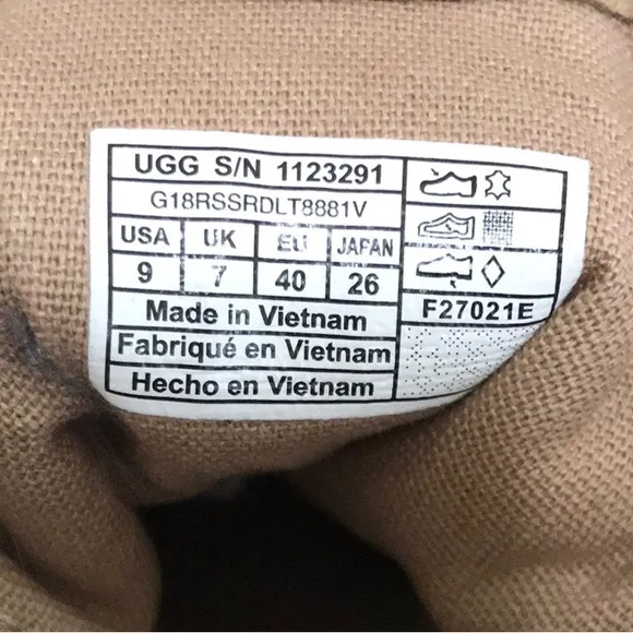 UGG Marin Platform Bootie