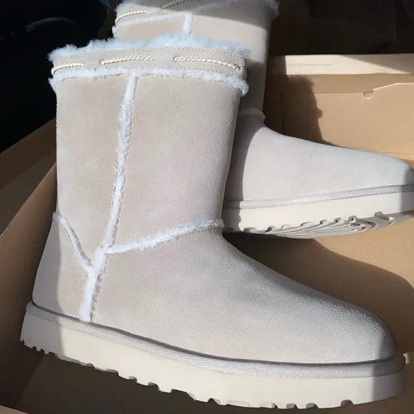 UGG New Boots women size 10