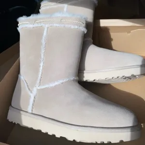 UGG New Boots women size 10
