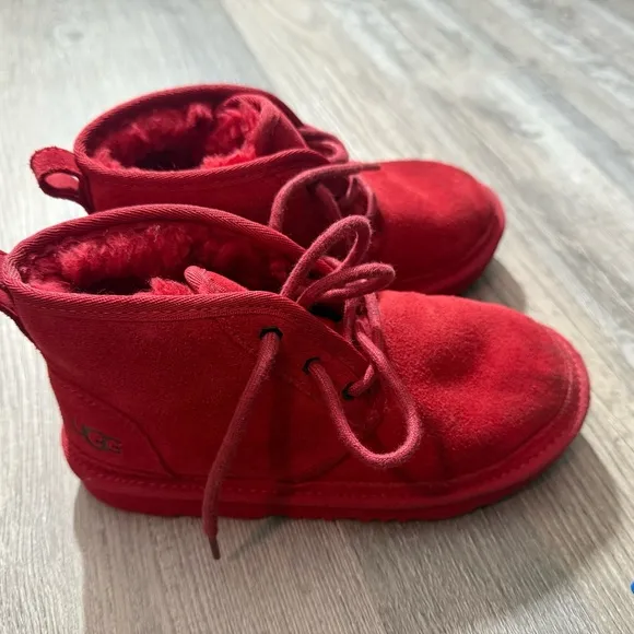 UGG Red Suede Mini Lace-Up Boots, Size 2 (EU 33.5) comfy