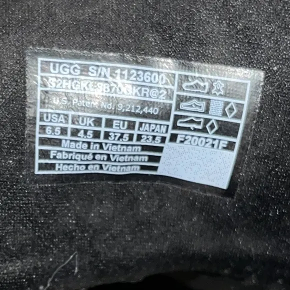 UGG Sidnee combat boot 150