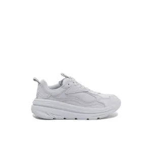 Ugg Sneakers &amp; Slip-on Size US 9