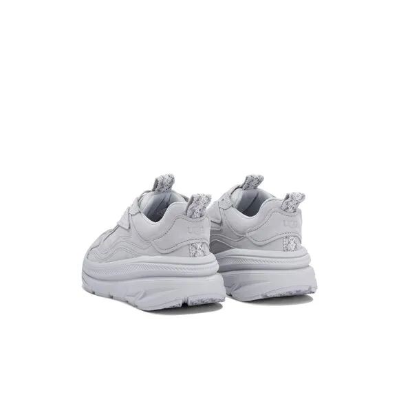Ugg Sneakers &amp; Slip-on Size US 9