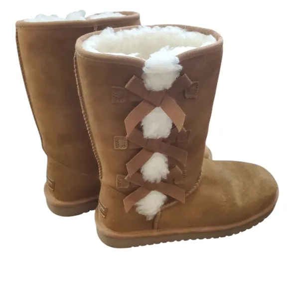 Ugg Victoria Suede Leather Short Bow Boot 7