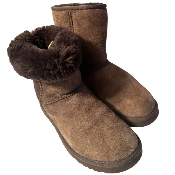 UGG Women’s Classic Boots Mid-Calf 100% Suede Sheep Fur Tan Brown Beach Boho