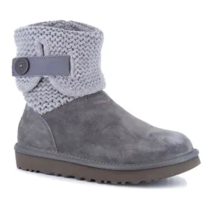 UGG® WOMEN'S SHAINA BOOTS - ROUND TOE Size 8