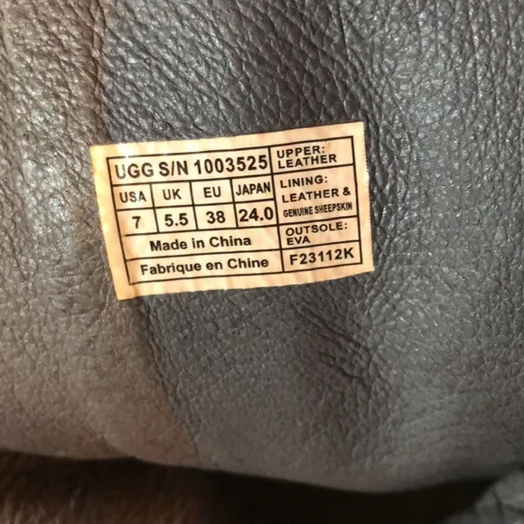 UGG zip up short boots