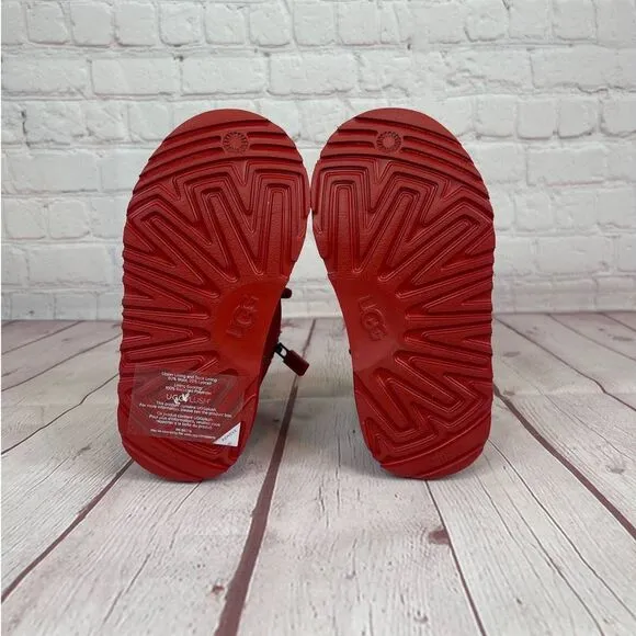 Ugg Neumel II Suede Chukka Red Boots Toddlers Size 9 (S/N 1017320T)