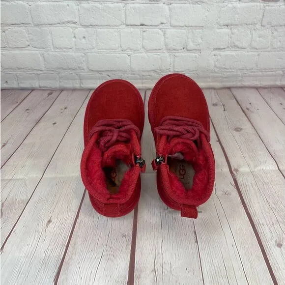 Ugg Neumel II Suede Chukka Red Boots Toddlers Size 9 (S/N 1017320T)