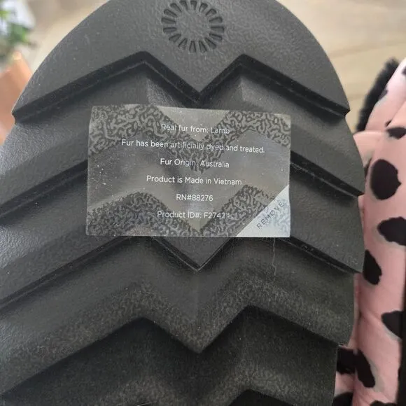 UGG Size 9 Maxi Slide Slip On Sandals shoes New