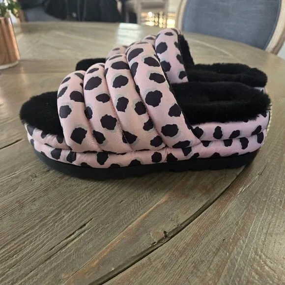 UGG Size 9 Maxi Slide Slip On Sandals shoes New