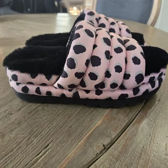 UGG Size 9 Maxi Slide Slip On Sandals shoes New