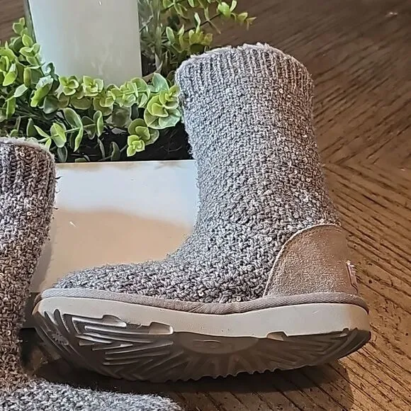 UGG tall knit sequin sparkley boot  size 13