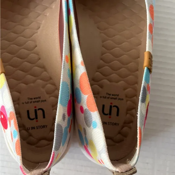UIN Bubble print‎ slip on shoes