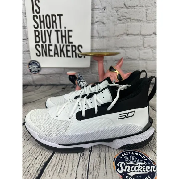 Under Armour Curry 7 Mens 9 White Black Basketball Sneaker Shoes SC Steph NEW