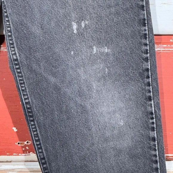 USA Vintage Levi's 560 Jeans Black Wash Distressed Denim Womens Size 31x31.5