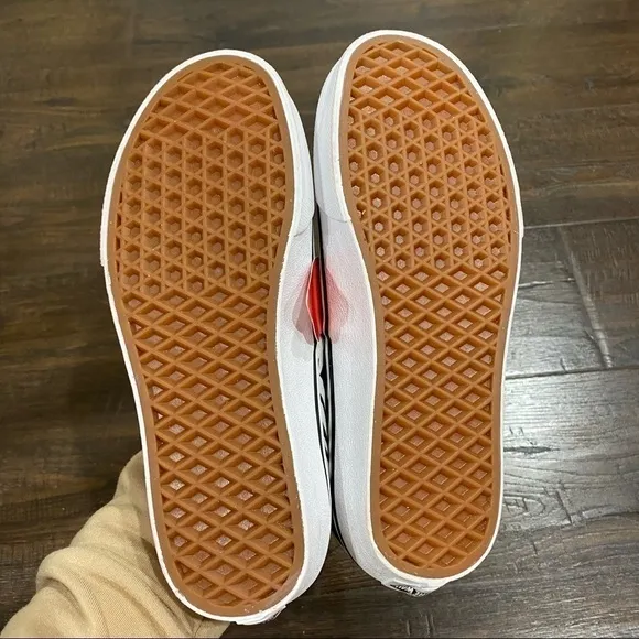 Vans Authentic Zebra Green Sheen True White Shoe Size 6.5 Women