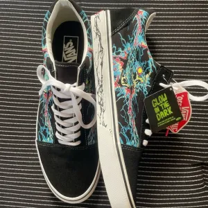 Vans Black Glow-in-the-Dark Men's Shoes