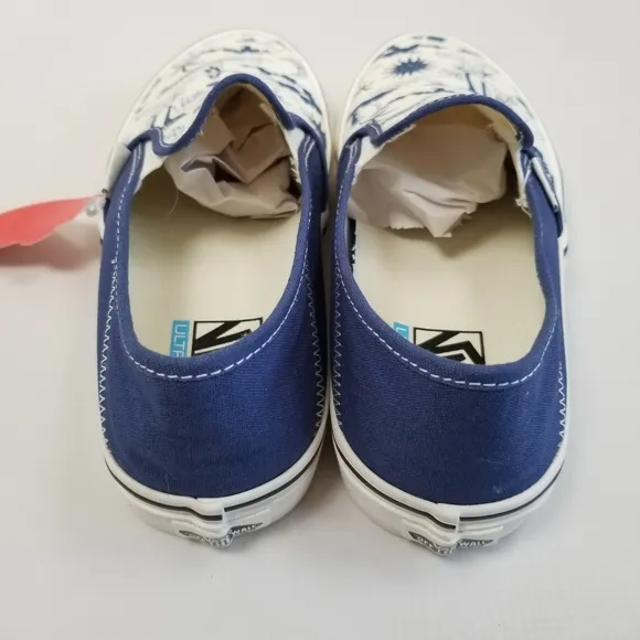 Vans Island Dream Slip-On Shoes Sneakers Women 9.5 Men 8