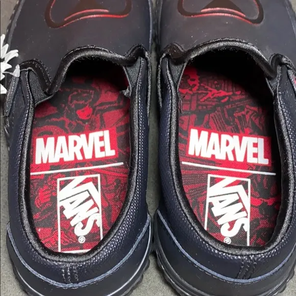 Vans Marvel Slip On shoes women’s