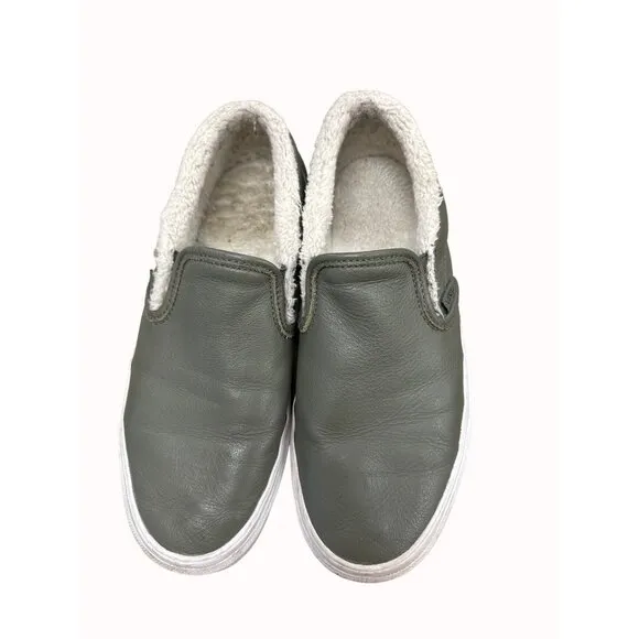 Vans men’s 7.5 or womens 9 green leather fur lined low top shoes slip  SKU 6269