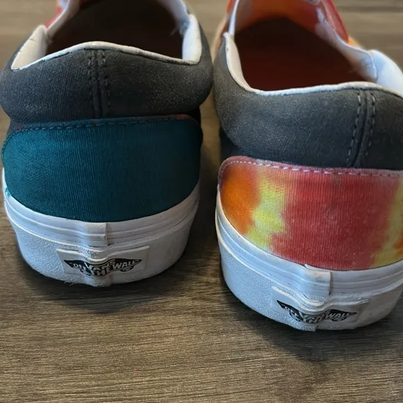 Vans mismatched tie dye slip on shoes men’s size 9 woman’s size 10.5