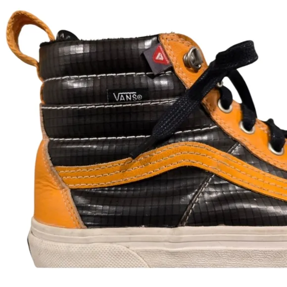 Vans Off The Wall Sk8 Hi MTE 2.0 DX, Apricot Black Mens 9 / Womens 10.5