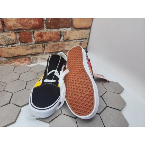 VANS Old Skool Flame Sneakers Low Top Suede Canvas Men's Size 9 VN0A38G1PHN