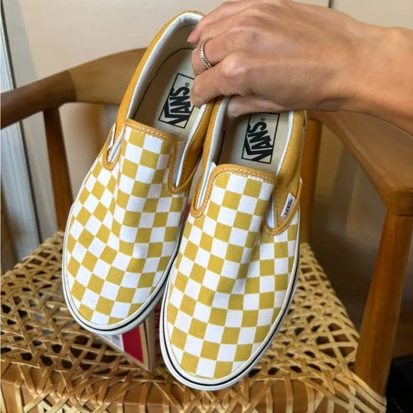 VANS Shoes Mens 6 Womens 7.5 Checkerboard Slip On Sneakers Yellow Canvas Low Top