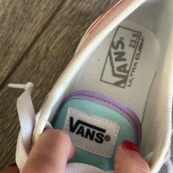 Vans shoes pastel color leather size 7 kids Easter Spring