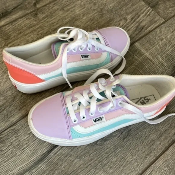Vans shoes pastel color leather size 7 kids Easter Spring
