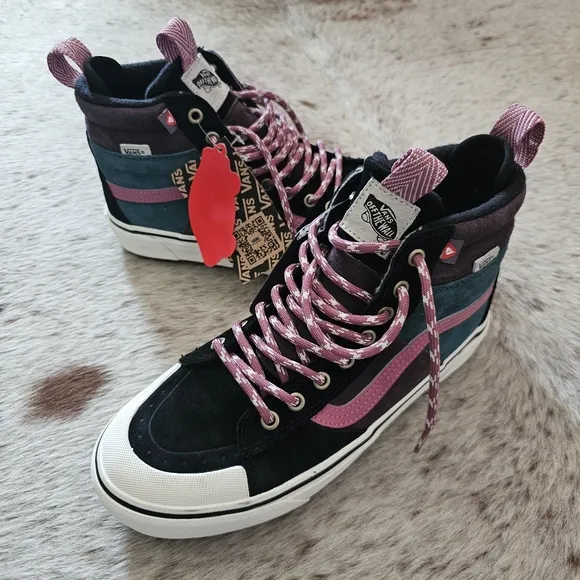 VANS SK8-Hi DR MTE-2 Waterproof Insulated Shoes Grey Women Size 9 (Men 7.5) NEW