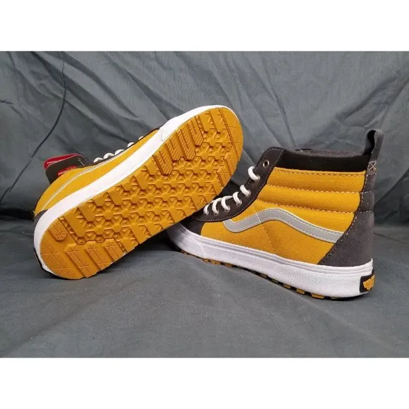 Vans Sk8-Hi Mte-1 Insulated SneakerBoot Suede Gold Grey Boys Size 7 NEW IN BOX