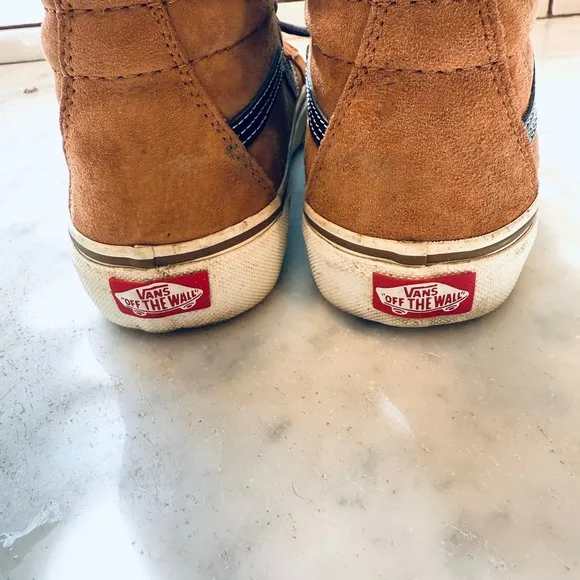 Vans Sk8-Hi MTE High Top Sneaker Brown Suede Plaid Waterproof Boots Women's 7.5