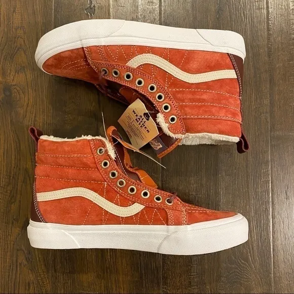 VANS Sk8-Hi Mte Suede Sneaker Boots Size 5 Women