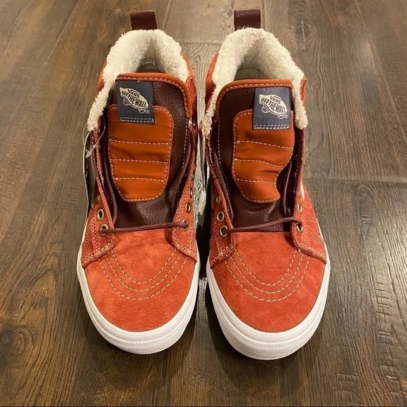 VANS Sk8-Hi Mte Suede Sneaker Boots Size 5 Women