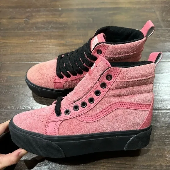 Vans Sk8-Hi Platform Mte in Desert Rose Size 7 Women